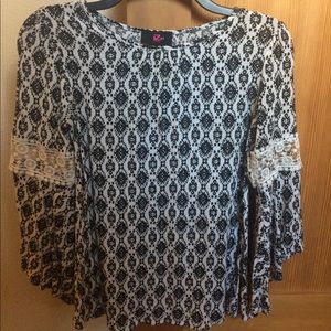 White iZ girls BYER Victorian sleeve kids blouse